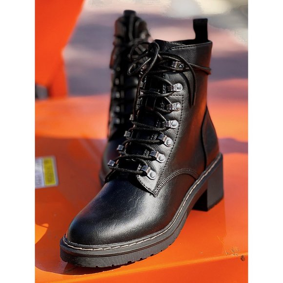 NEW Black Faux Vegan Leather Laced Up Lug Sole Platform Ankle Combat Boots Shoes - Picture 3 of 15